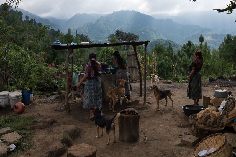 © James Rodriguez - Parajbey, 2015.