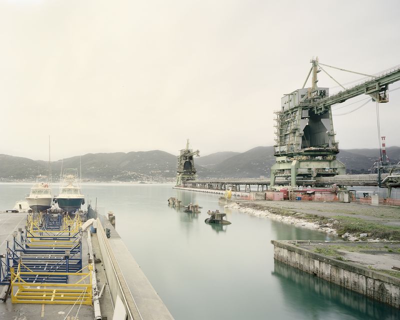© Pietro Viti - The docks of the Enel power plant in La Spezia, where the bulk cargos dock. (La Spezia, Italy, 2014)