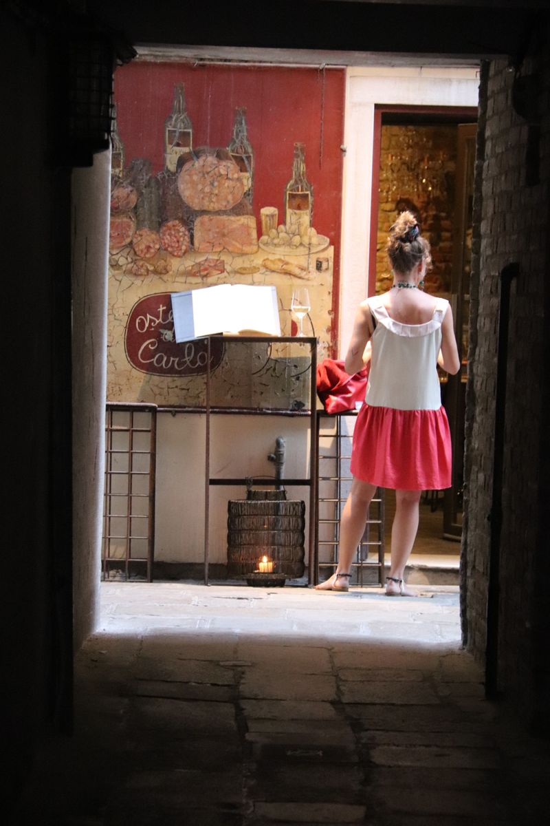 © Ossetrova Eugeniya - Image from the People in Italy photography project