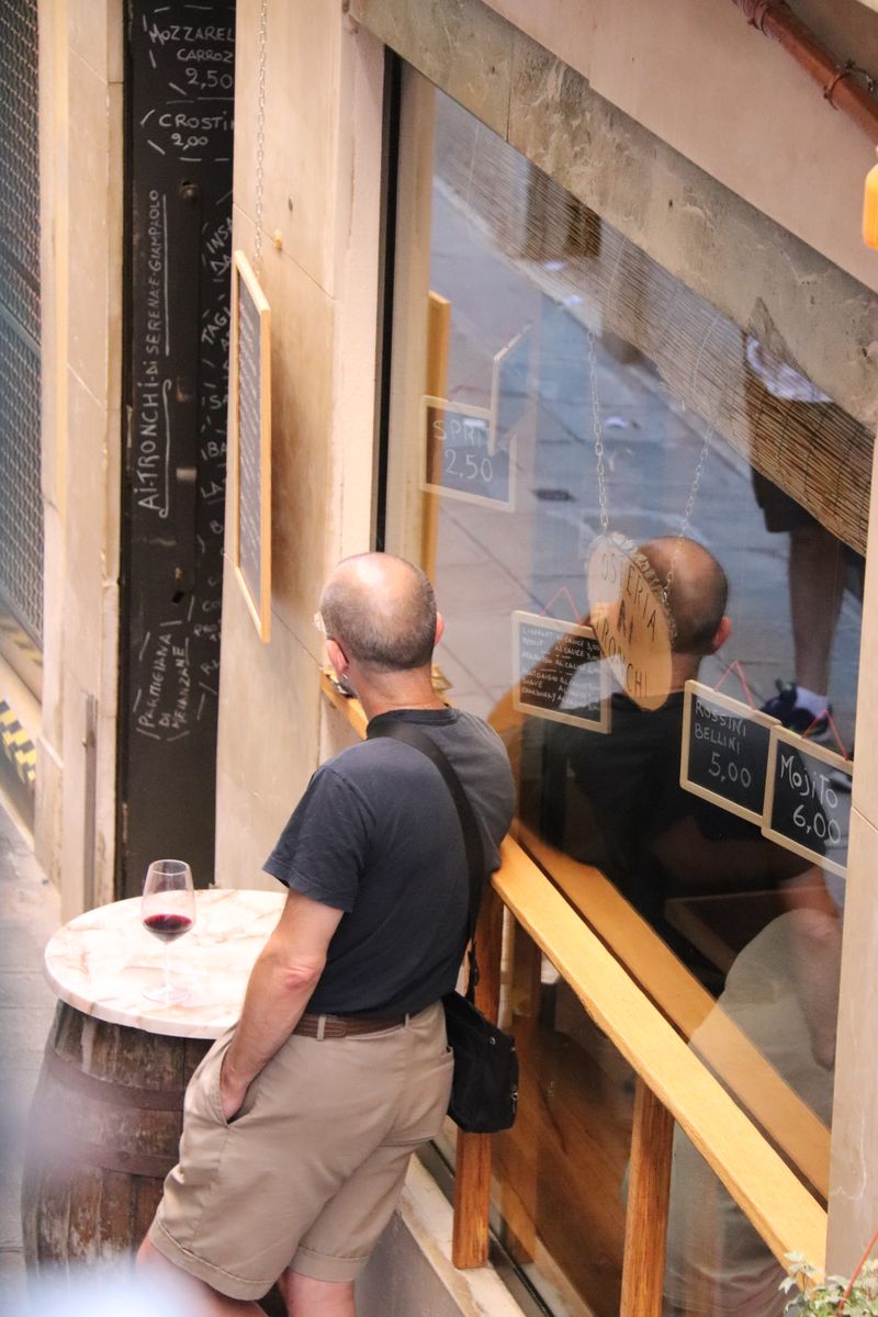 © Ossetrova Eugeniya - Image from the People in Italy photography project