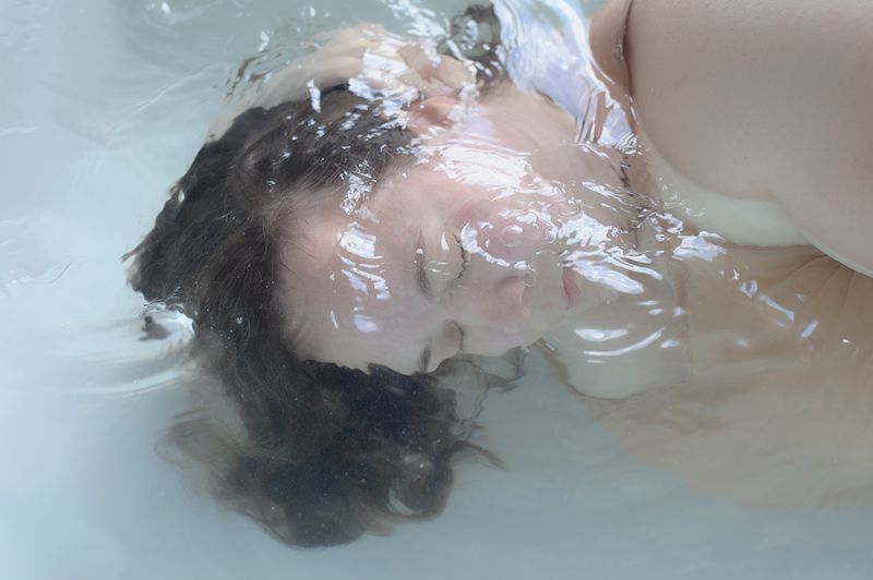 © ANASTASIA DUBRAVA - Image from the Shape of Water photography project