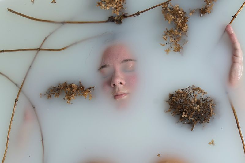 © ANASTASIA DUBRAVA - Image from the Shape of Water photography project