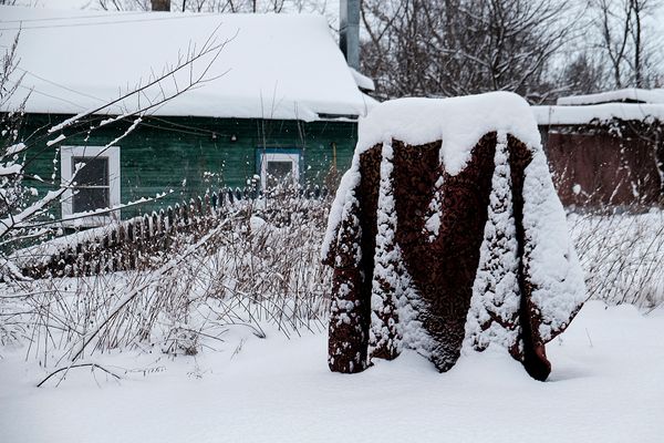 © ANASTASIA DUBRAVA - Image from the Abandoned belongings photography project