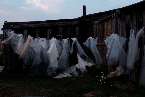 © ANASTASIA DUBRAVA - Image from the Abandoned belongings photography project