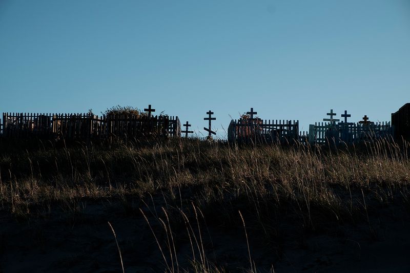 © ANASTASIA DUBRAVA - Image from the Abandoned belongings photography project