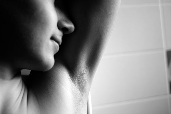 © ANASTASIA DUBRAVA - Image from the Awkward Age photography project