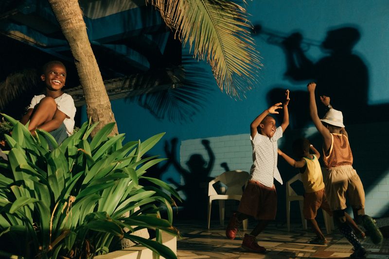 © Carlos Idun-Tawiah - Dance With My Father