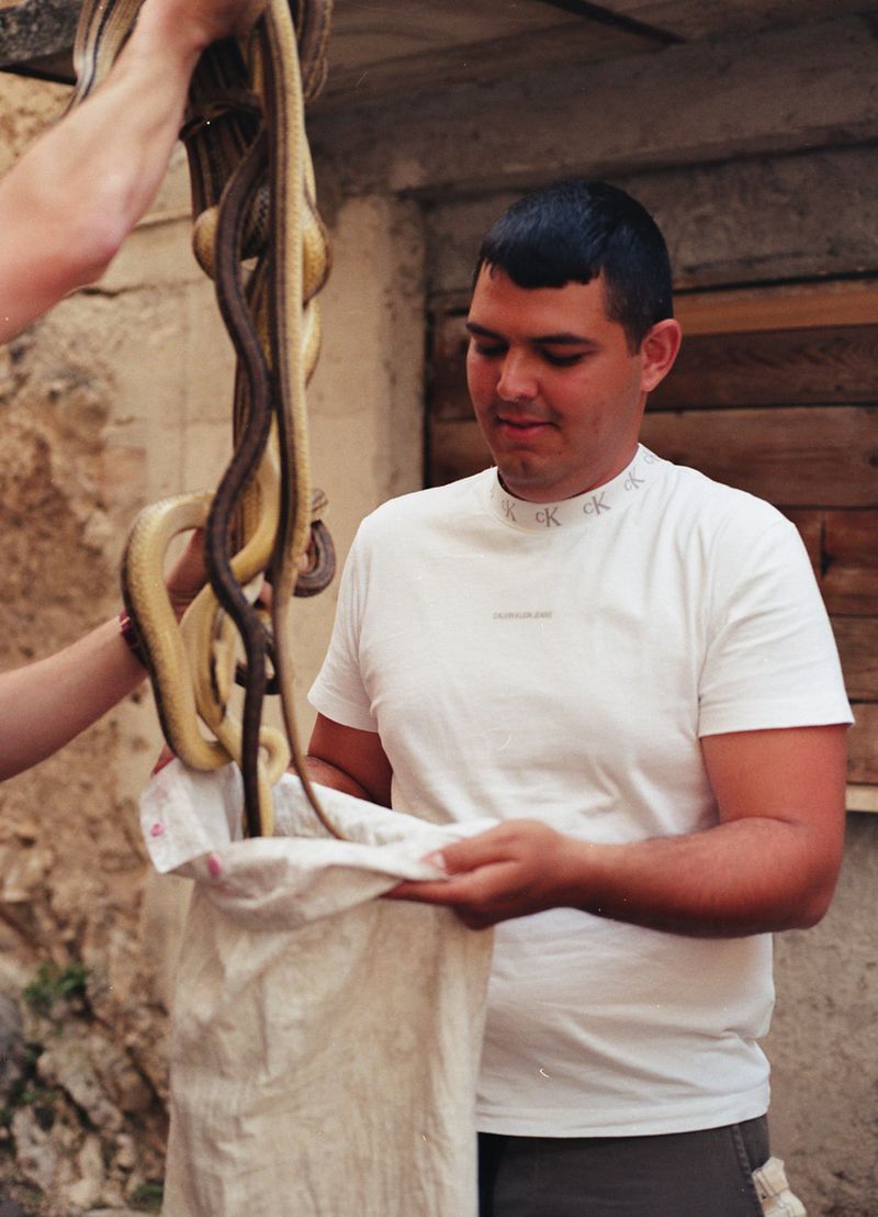 © claudia greco - Image from the Processione photography project