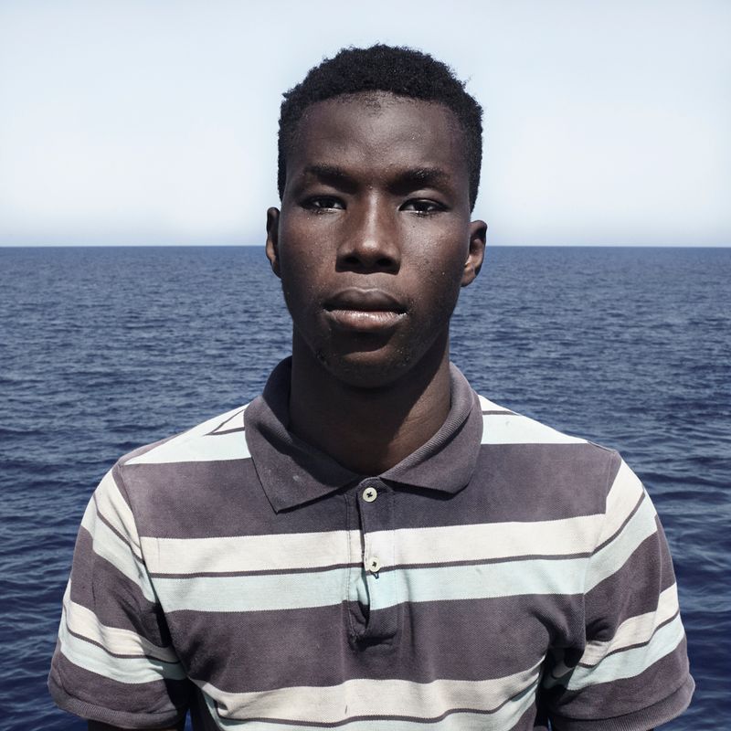 © CESAR DEZFULI - Image from the Passengers photography project