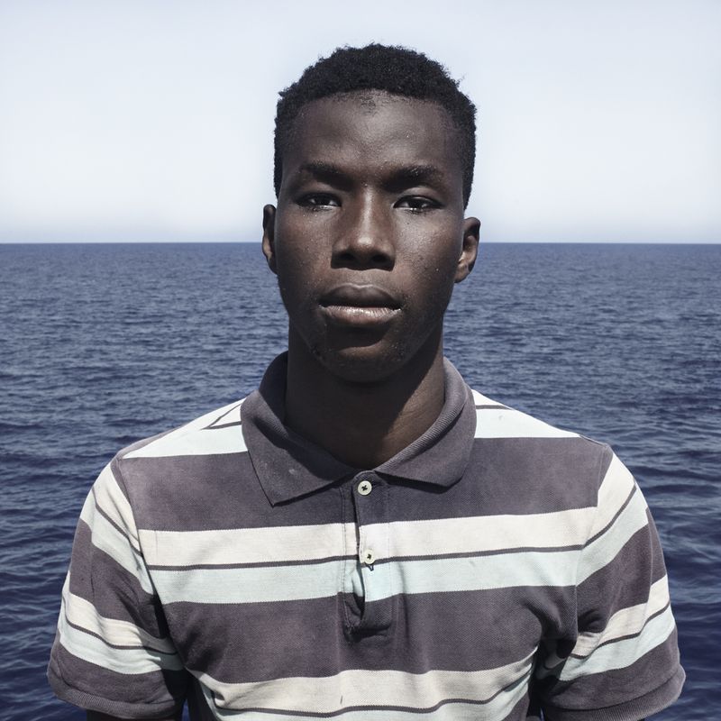 © CESAR DEZFULI - Image from the Passengers photography project