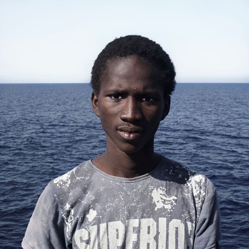 © CESAR DEZFULI - Image from the Passengers photography project