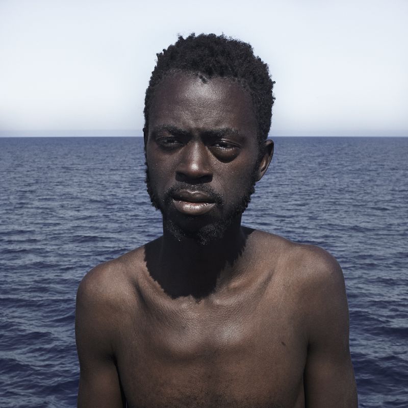 © CESAR DEZFULI - Image from the Passengers photography project