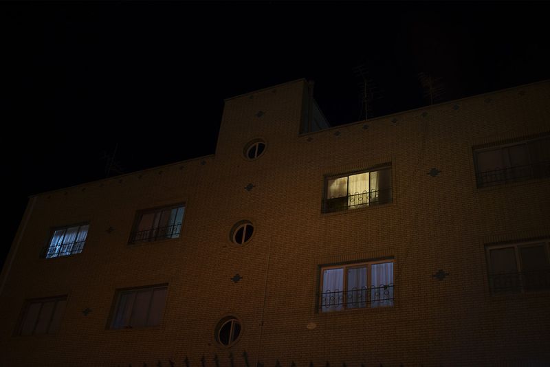 © Marjan Yazdi - I was waiting in the car, when I noticed a shadow behind the window.