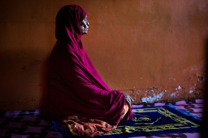 © Anne Ackermann - Image from the Behind Veils and Walls - Women in Little Mogadishu photography project