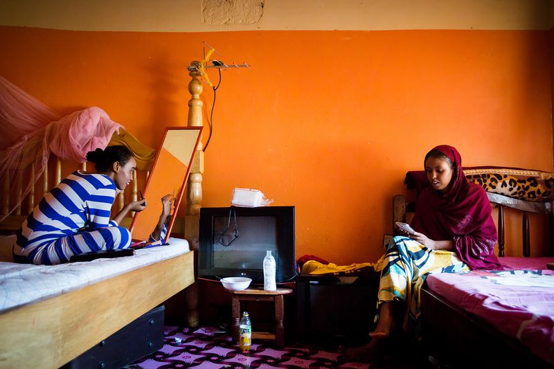 © Anne Ackermann - Image from the Behind Veils and Walls - Women in Little Mogadishu photography project