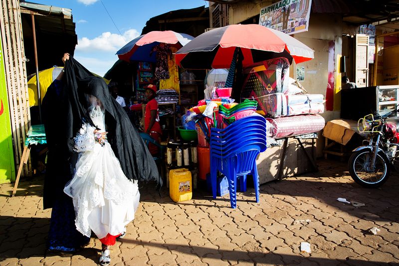 © Anne Ackermann - Image from the Behind Veils and Walls - Women in Little Mogadishu photography project