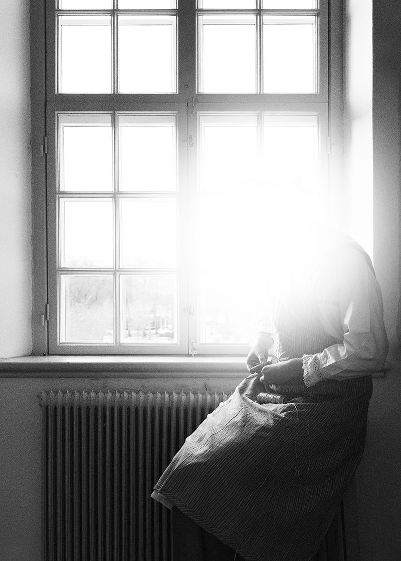 © Emilia Martin - "(beneath it is all dark)" (2024)