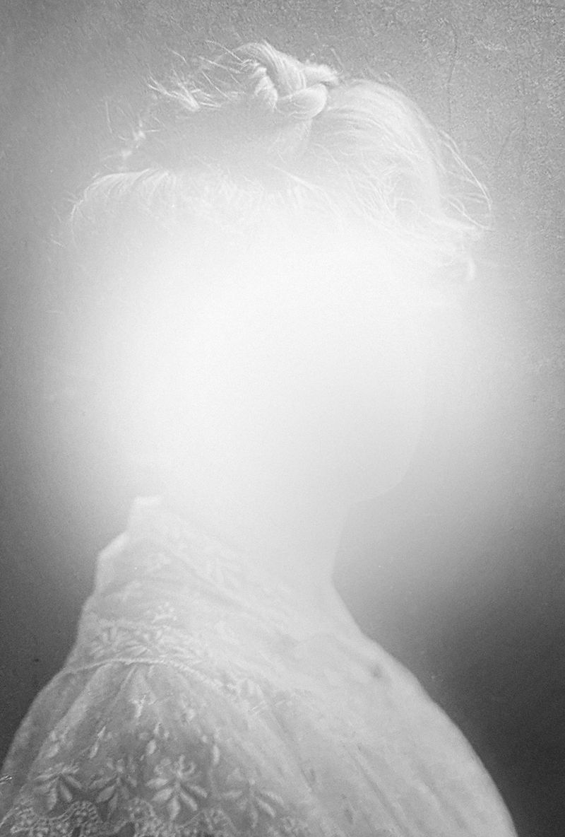 © Emilia Martin - Image from the The serpent's thread photography project