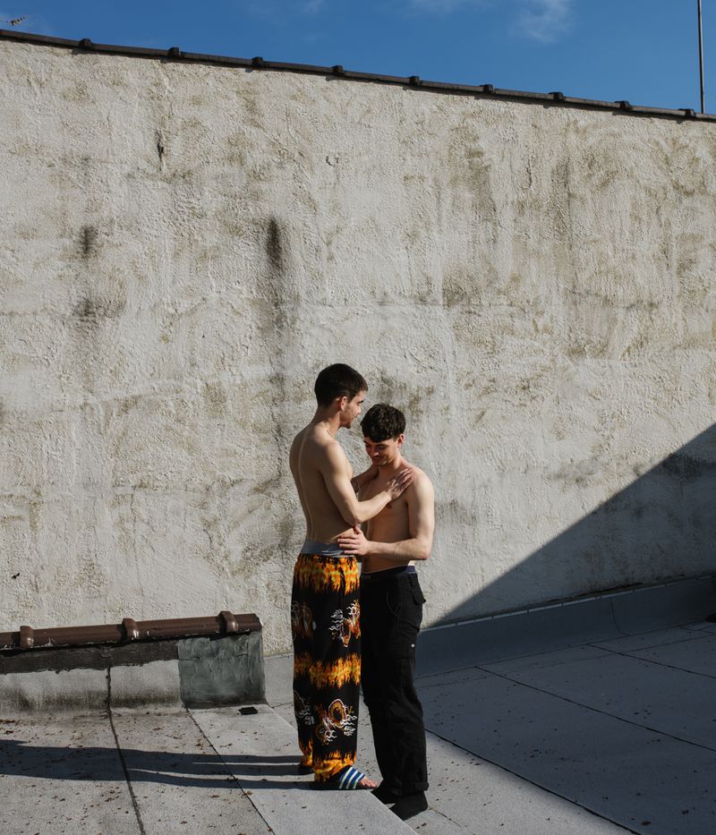 © Gili Benita - Sam (24 (R) and Eyal Chowers (25) (L), on their rooftop, March 20th, 2020.