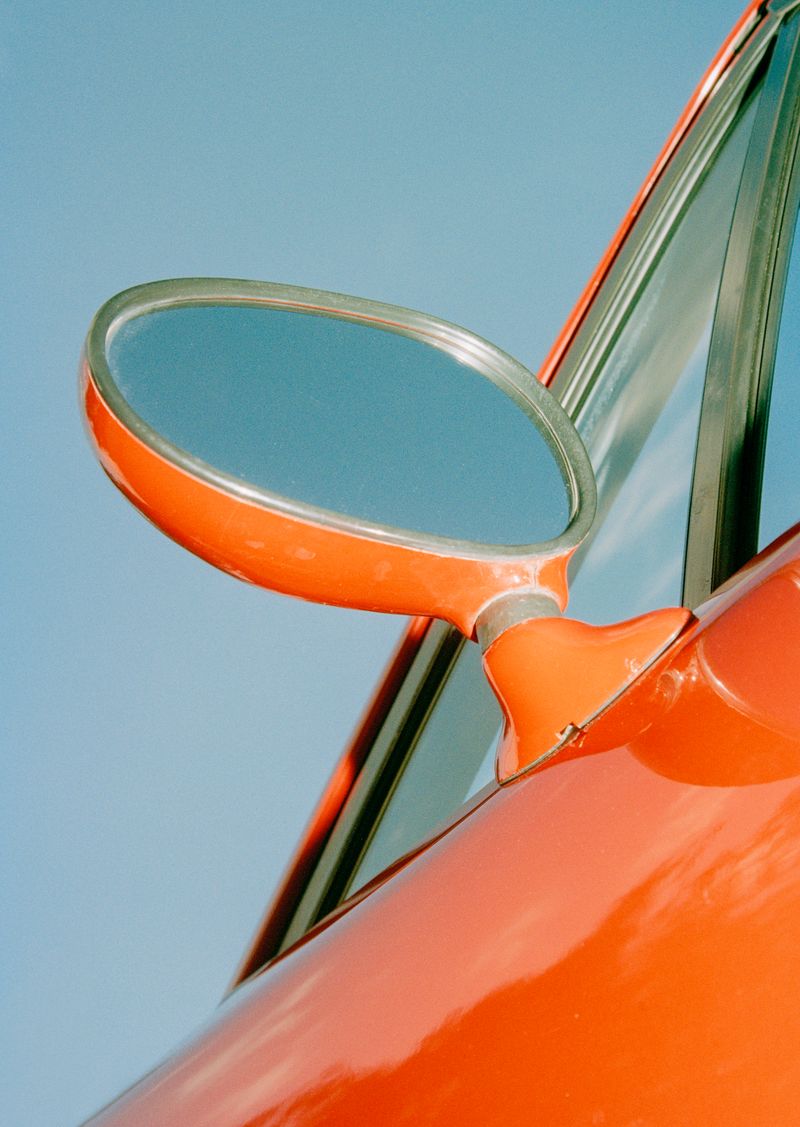 © Eva Szombat - Closer than they Appear