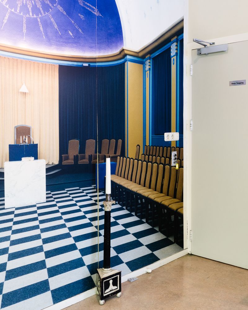 © Juliane Herrmann - Wallpaper at the Masonic museum ‘Cultureel Maçonniek Centrum’ in The Hague, The Netherlands, 2013.
