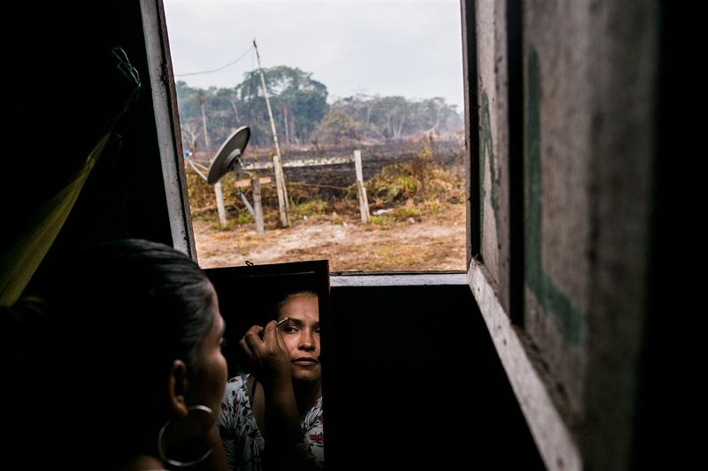 © Catalina Martin-chico - Image from the Colombia, (RE) BIRTH photography project