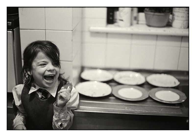 © Craig Easton - Image from the Thatcher's Children photography project