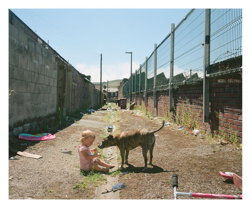 © Craig Easton - Image from the Thatcher's Children photography project