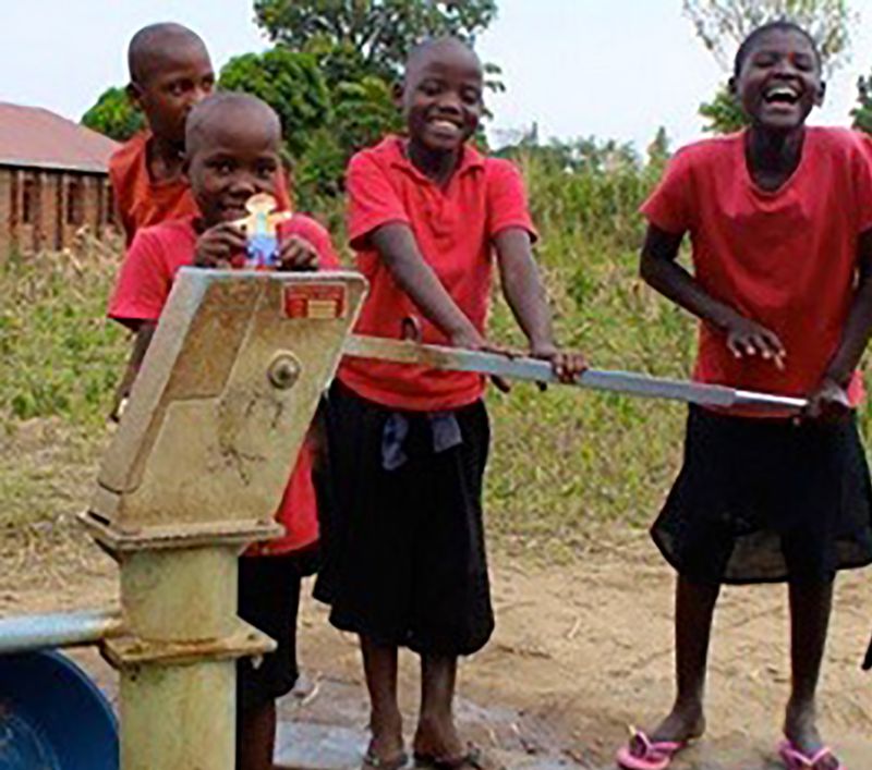 © Rhonda Welch - The joy of clean water!