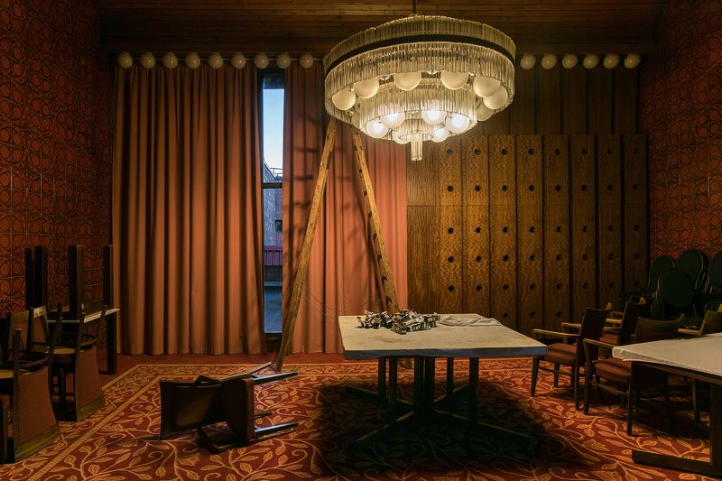 © Karol Pałka - Hotel Polana - Red salon in which Vaclav Klaus and Vladimir Meciar signed the division of Czechoslovakia.