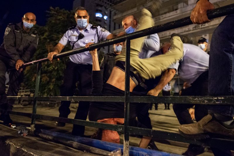 © Daniel Rolider - Image from the I Can’t Keep Silent in Light of How My Country Has Changed Her Face photography project