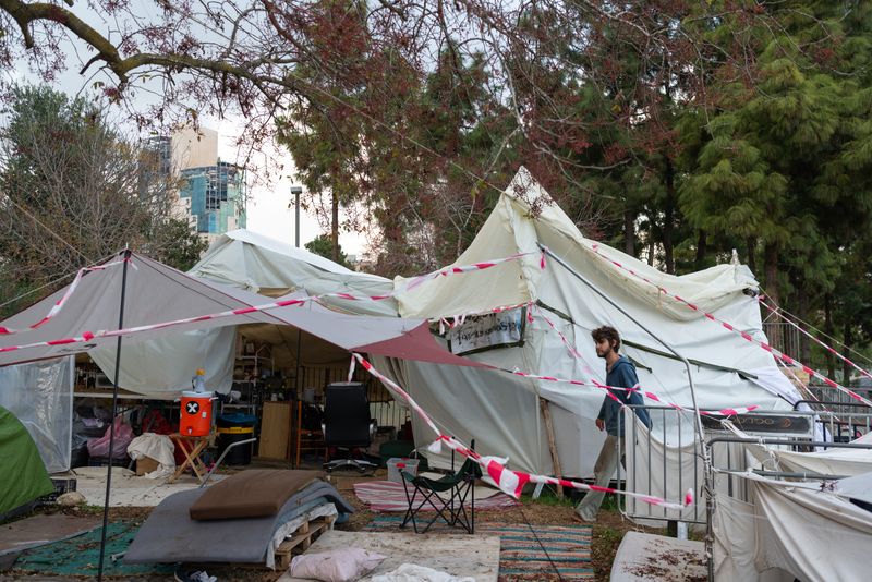 © Daniel Rolider - Image from the I Can’t Keep Silent in Light of How My Country Has Changed Her Face photography project