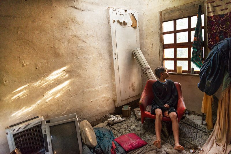 © Daniel Rolider - Image from the My Home in Shikun Ella photography project