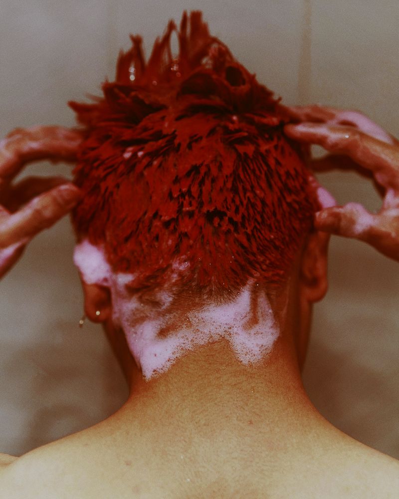 © YANG SU - Image from the Birds, The Flowers, And Them photography project