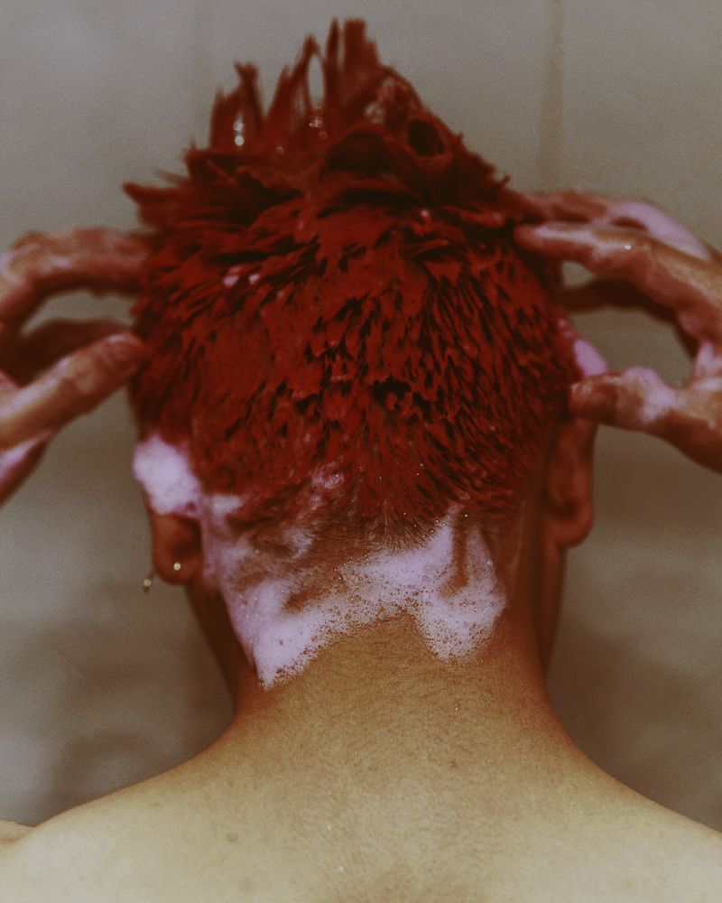 © YANG SU - Image from the Birds, the Flowers, and Them photography project