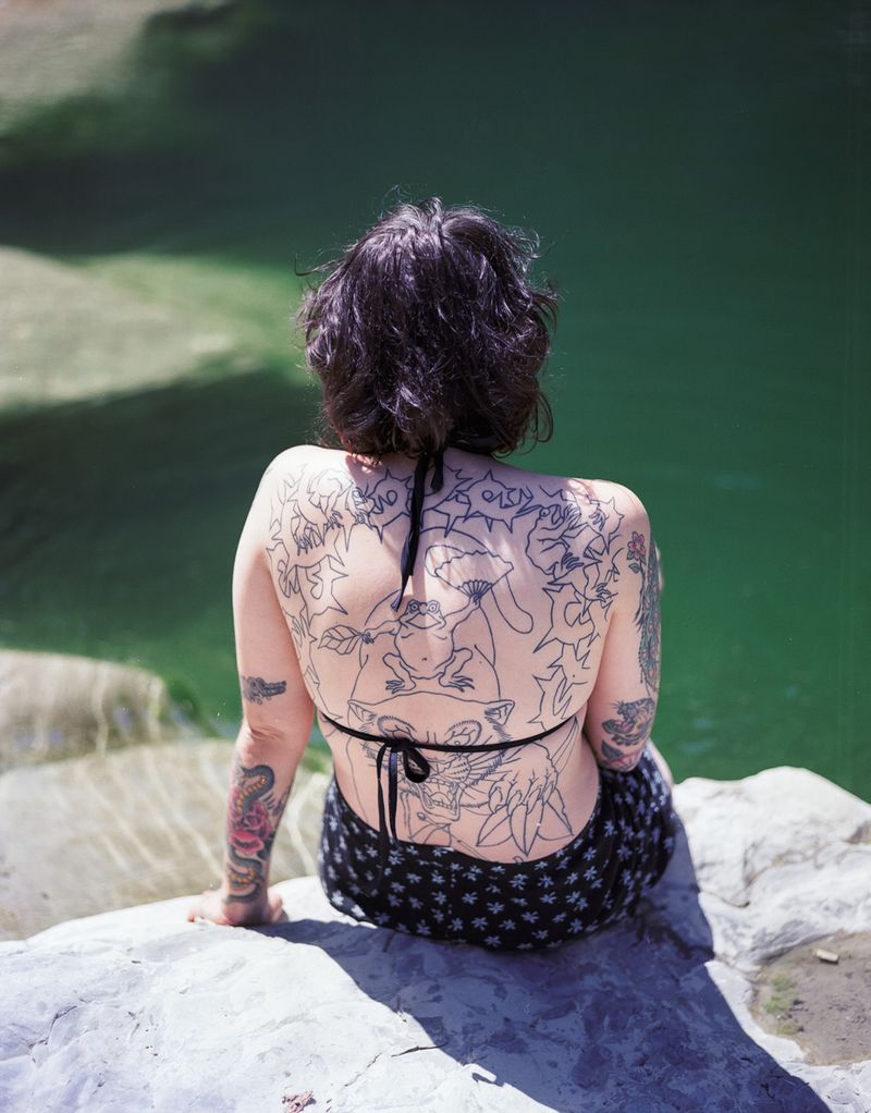 © Michael Francalanci - Image from the Dirty feet photography project