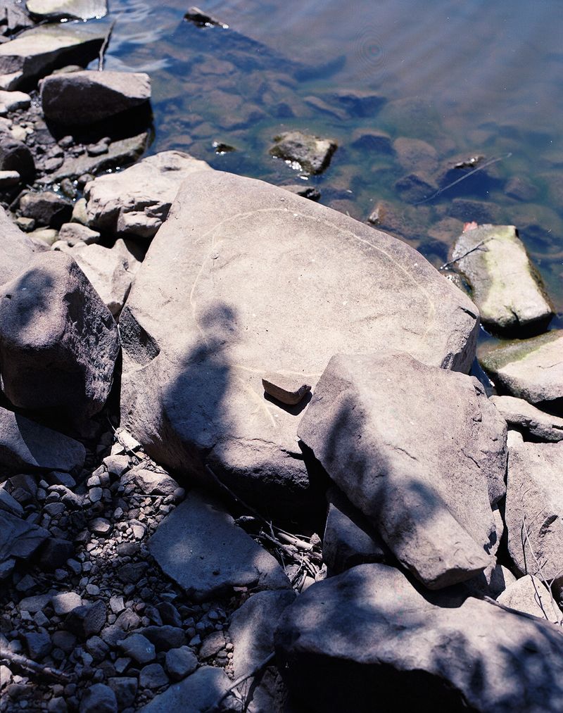 © Michael Francalanci - Image from the Dirty feet photography project
