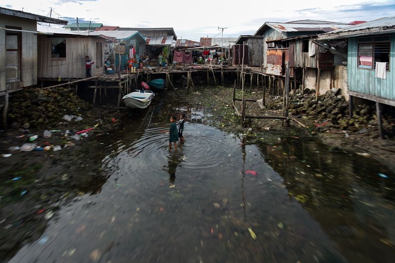 © Simone Campedelli - Image from the Sitangkai photography project