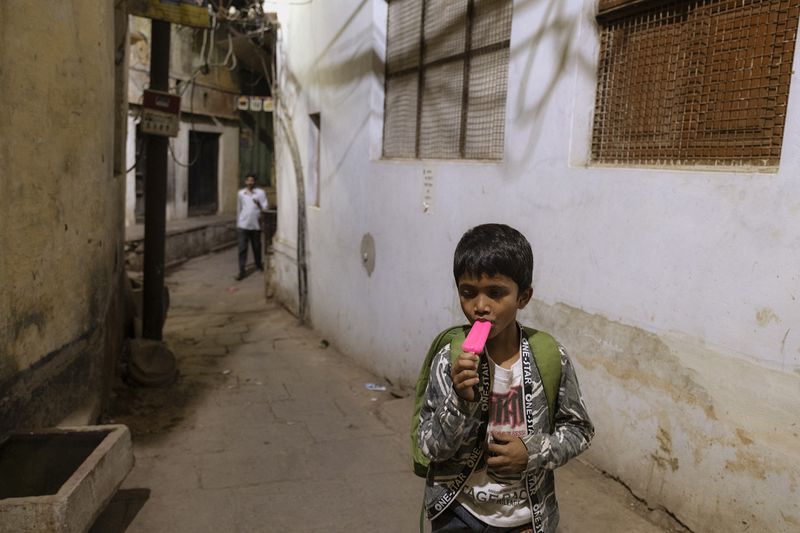 © Ed Kashi - Image from the Arc of a Name photography project