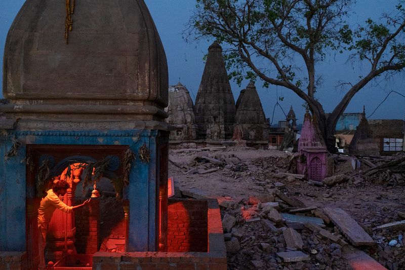 © Ed Kashi - Image from the Arc of a Name photography project