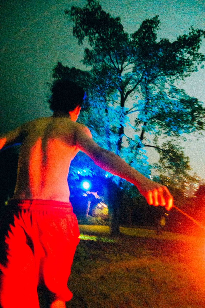 © Guangbo Li - Faceless Portraits 03 - Guangbo Li