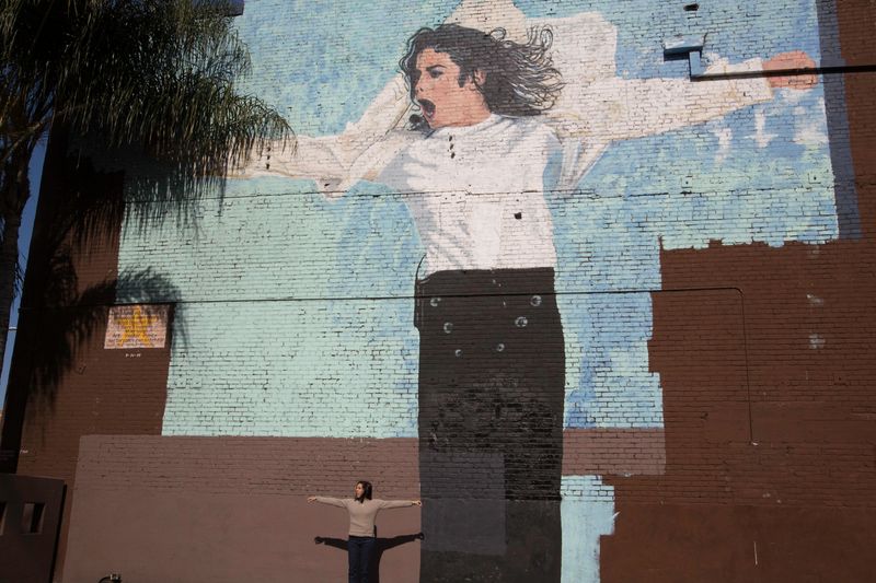© Hannah Kozak - Here is a mural in Hollywood. I searched out these murals during the course of my research from 2010-2019.