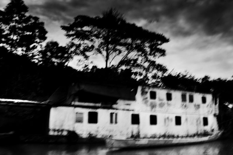 © Nicolas Janowski - Image from the The Liquid Serpent photography project