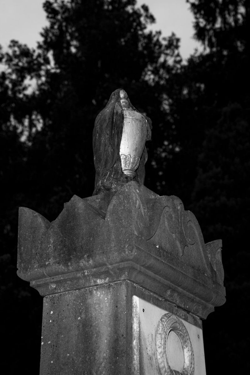 © Pippilotta Yerna - Image from the She is the canary in the coalmine of a dying empire photography project