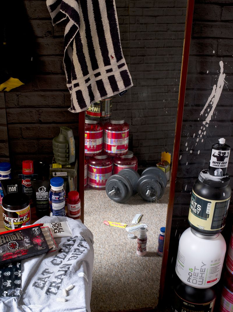 © Dawn Woolley - Image from the Hysterical Selfies and Rebel Selves photography project