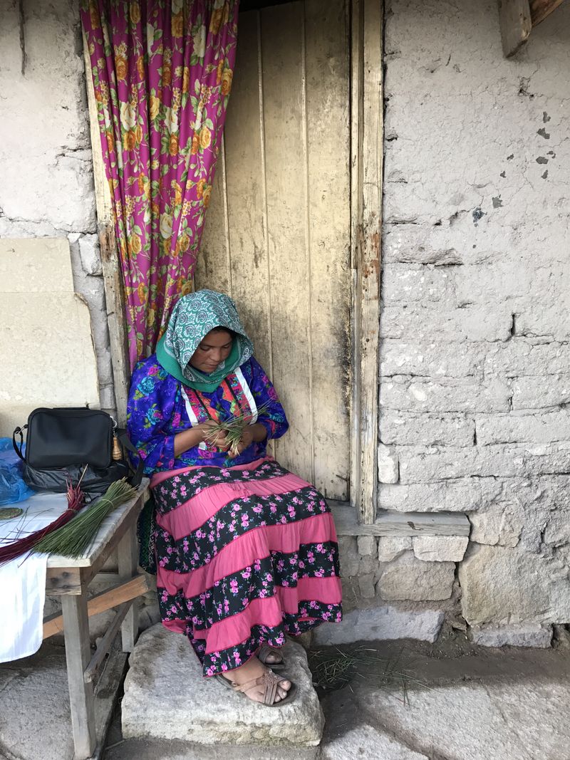 © Margarita Adalid - Raramuri girl . Barrancas del cobre, Chihuahua, Mexico