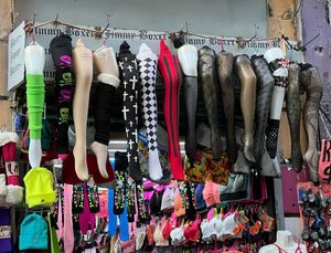 Fabrics and imaginaries