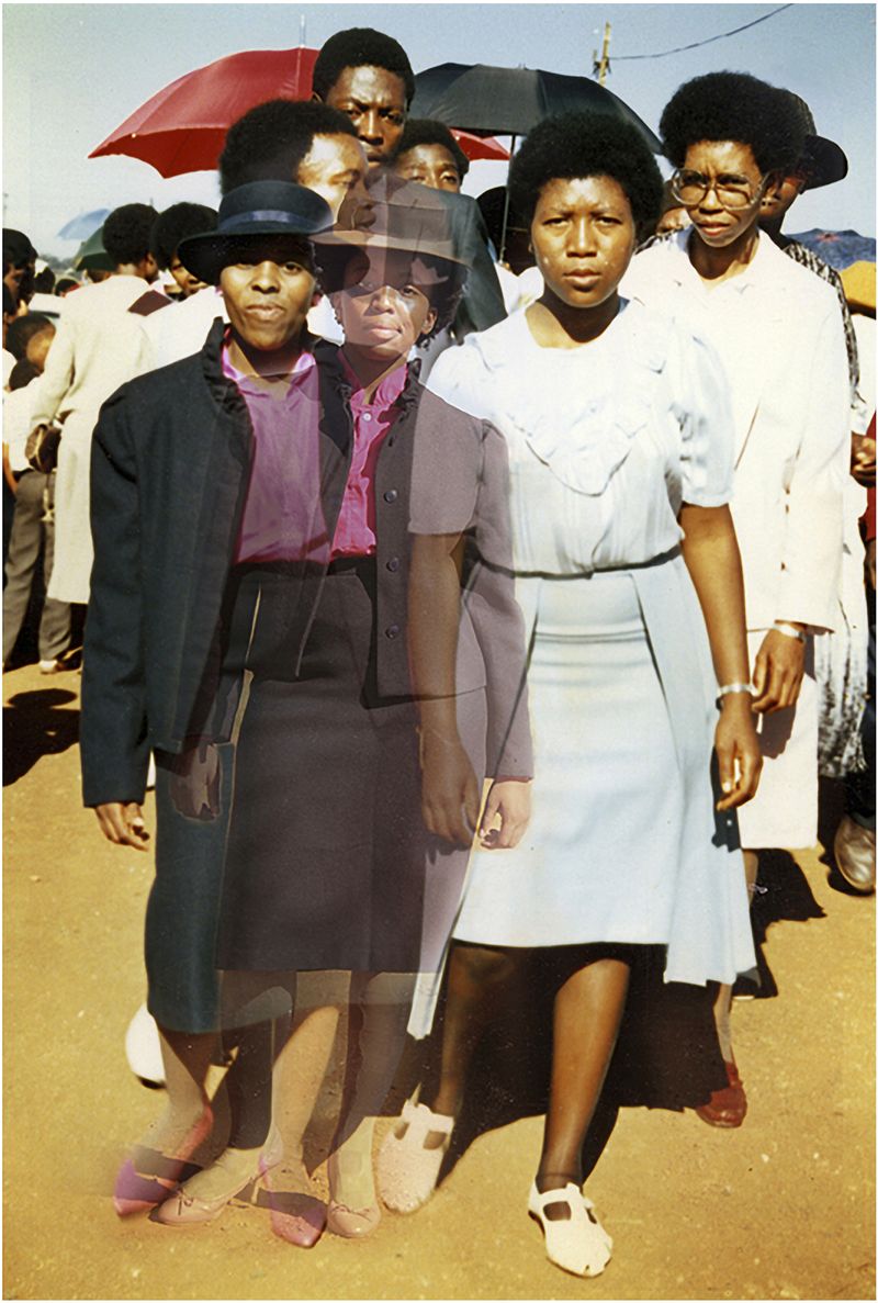 © Lebohang Kganye - Re shapa setepe sa lenyalo II