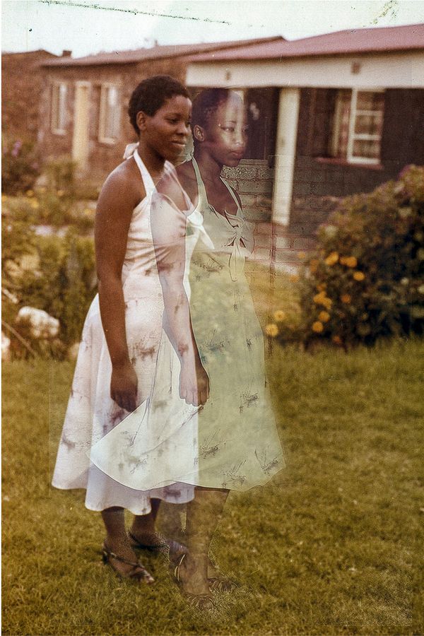 © Lebohang Kganye - Ka mose wa malomo kwana 44 II