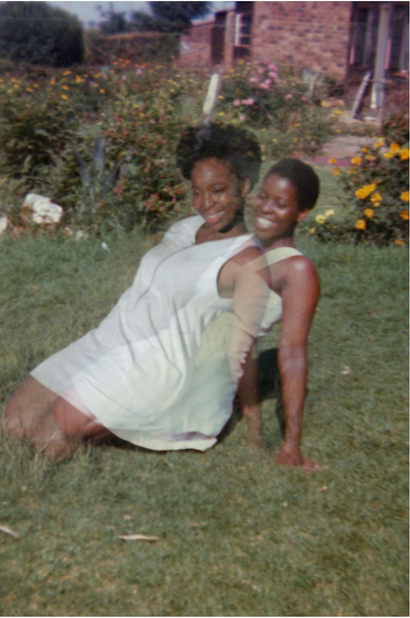 © Lebohang Kganye - Ke dutse pela dipalesa II